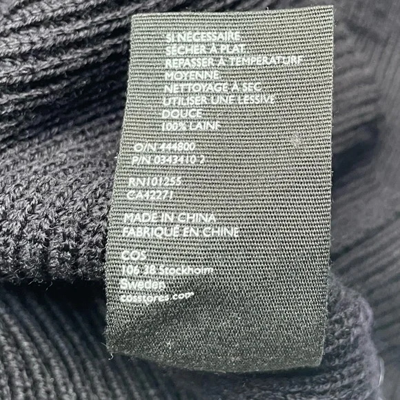 COS Chunky Knit Front Knot Twist Wool Sweater - Picture 5 of 10